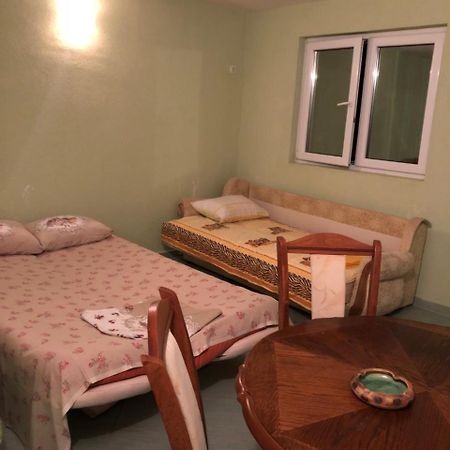 Leni Apartmani Dobre Vode Dobra Voda Exteriör bild
